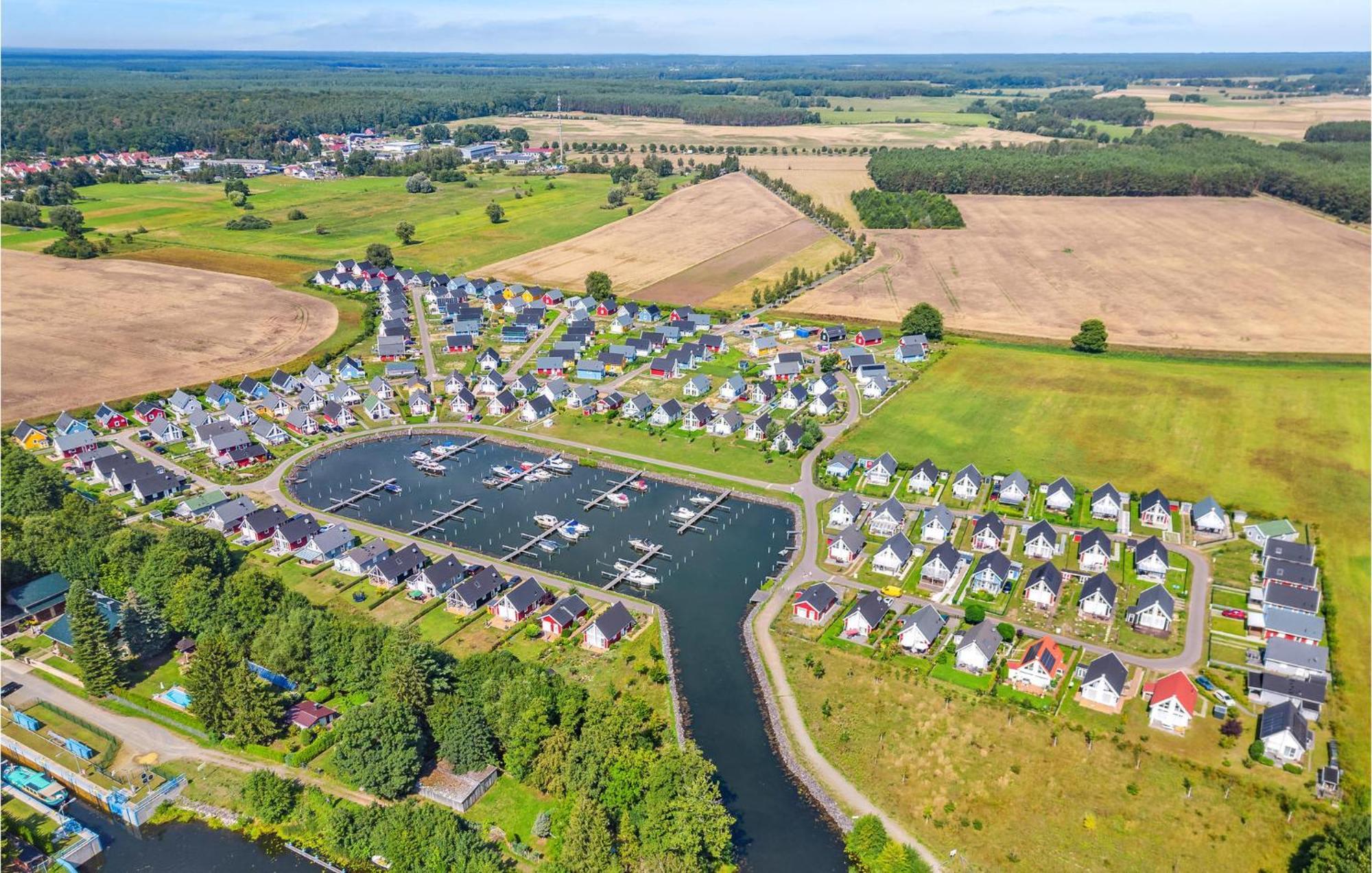 2 Bedroom Stunning Home In Zerpenschleuse Zewnętrze zdjęcie